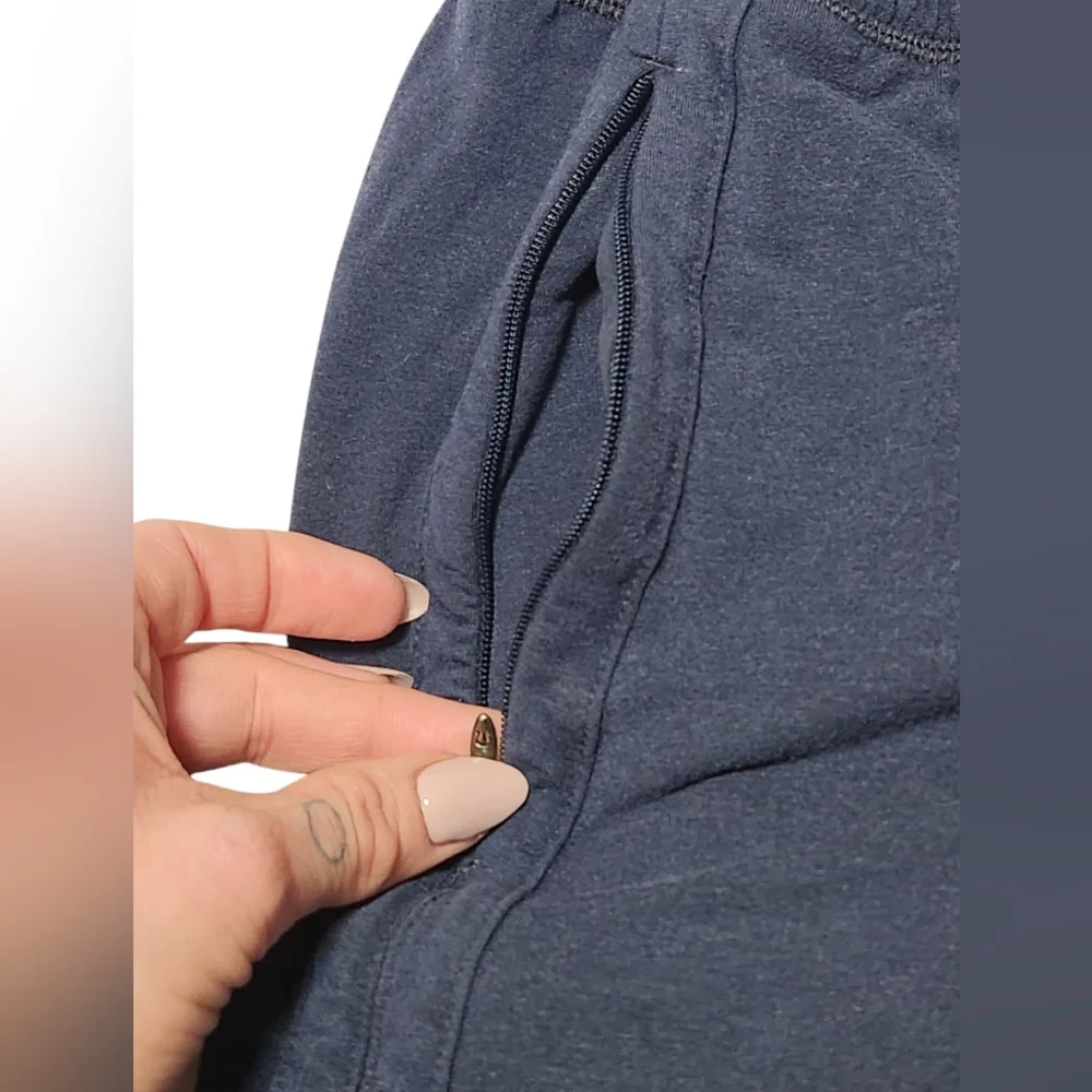 LULULEMON Navy Blue Joggers - Picture 3 of 3